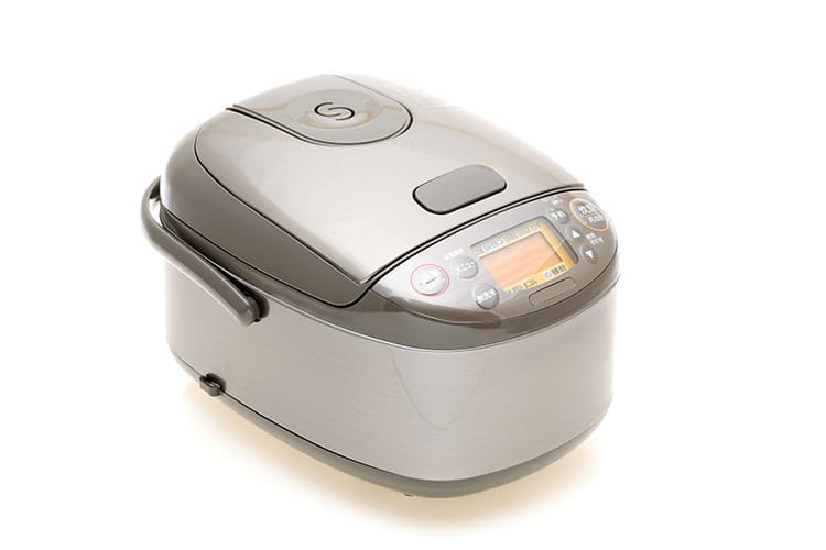 炊飯器
